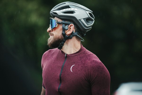 Comment choisir un casque de vélo avec une bonne ventilation pour l'été?